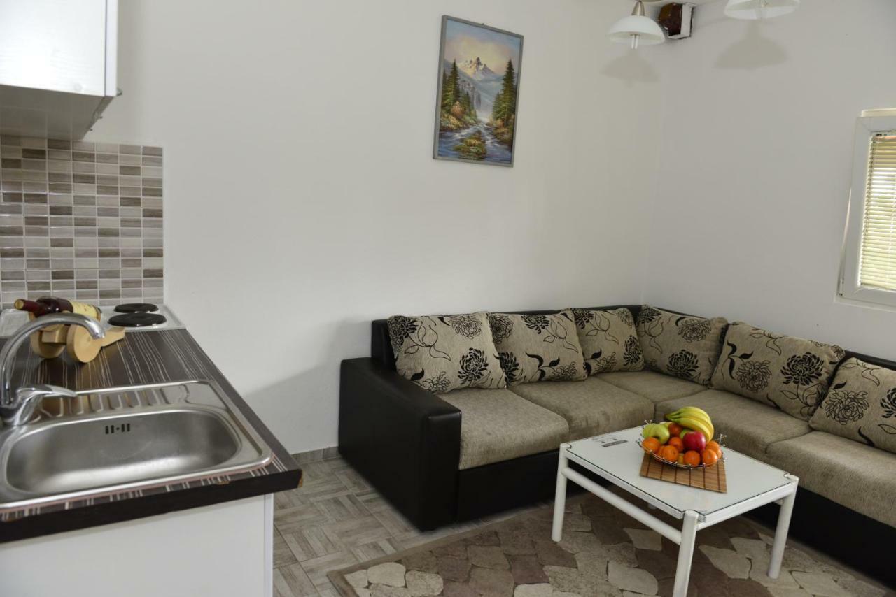 Enko 1 Apartment Tivat Ngoại thất bức ảnh